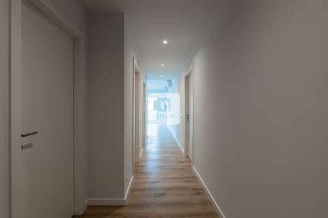 Apartamento T3 Novo à Prelada - Empreendimento com Jardim Comum de 3.580m2