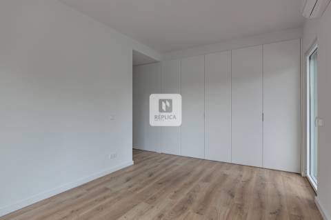 Apartamento T3 Novo à Prelada - Empreendimento com Jardim Comum de 3.580m2