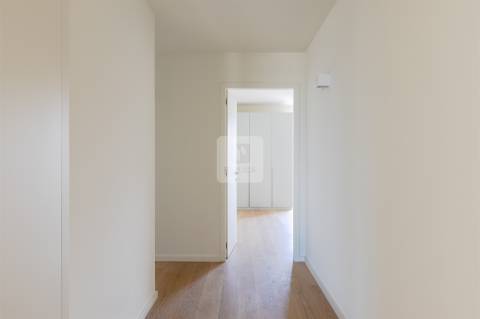 Apartamento T3 em Canidelo - Condomínio com Piscina Exterior e Campo de Padel