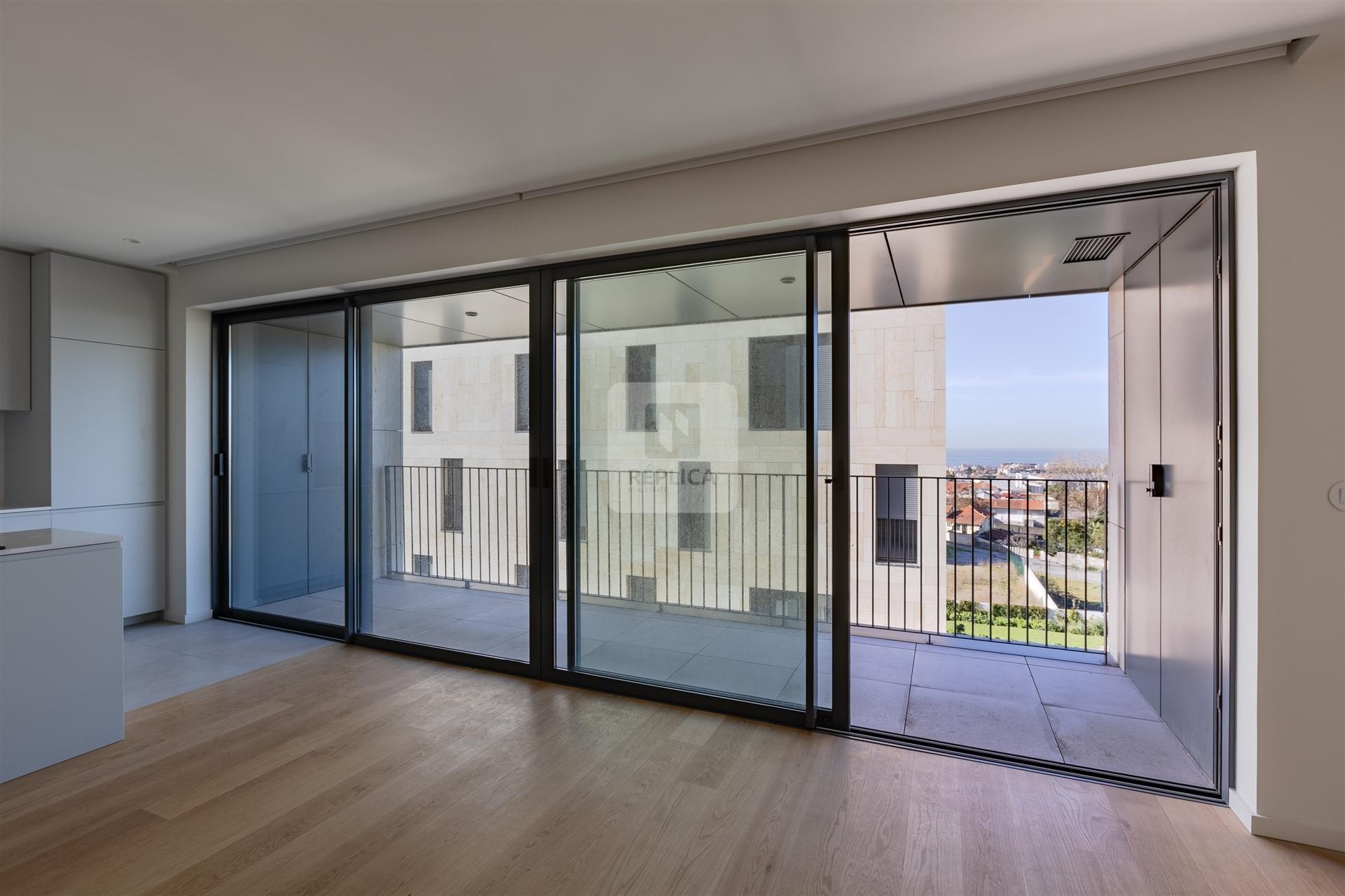 Apartamento T3 em Canidelo - Condomínio com Piscina Exterior e Campo de Padel