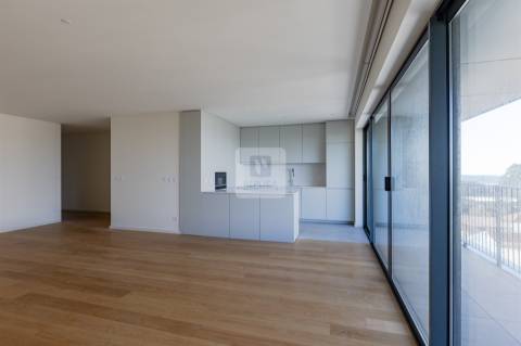 Apartamento T3 em Canidelo - Condomínio com Piscina Exterior e Campo de Padel