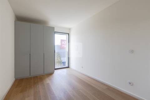 Apartamento T3 em Canidelo - Condomínio com Piscina Exterior e Campo de Padel