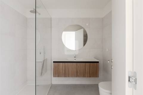 Apartamento T3 em Canidelo - Condomínio com Piscina Exterior e Campo de Padel