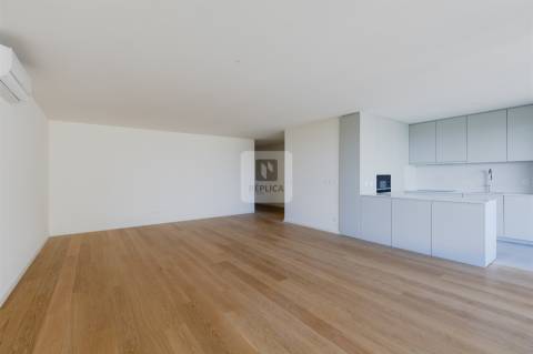 Apartamento T3 em Canidelo - Condomínio com Piscina Exterior e Campo de Padel