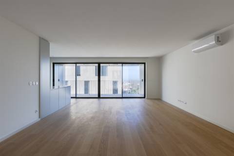 Apartamento T3 em Canidelo - Condomínio com Piscina Exterior e Campo de Padel