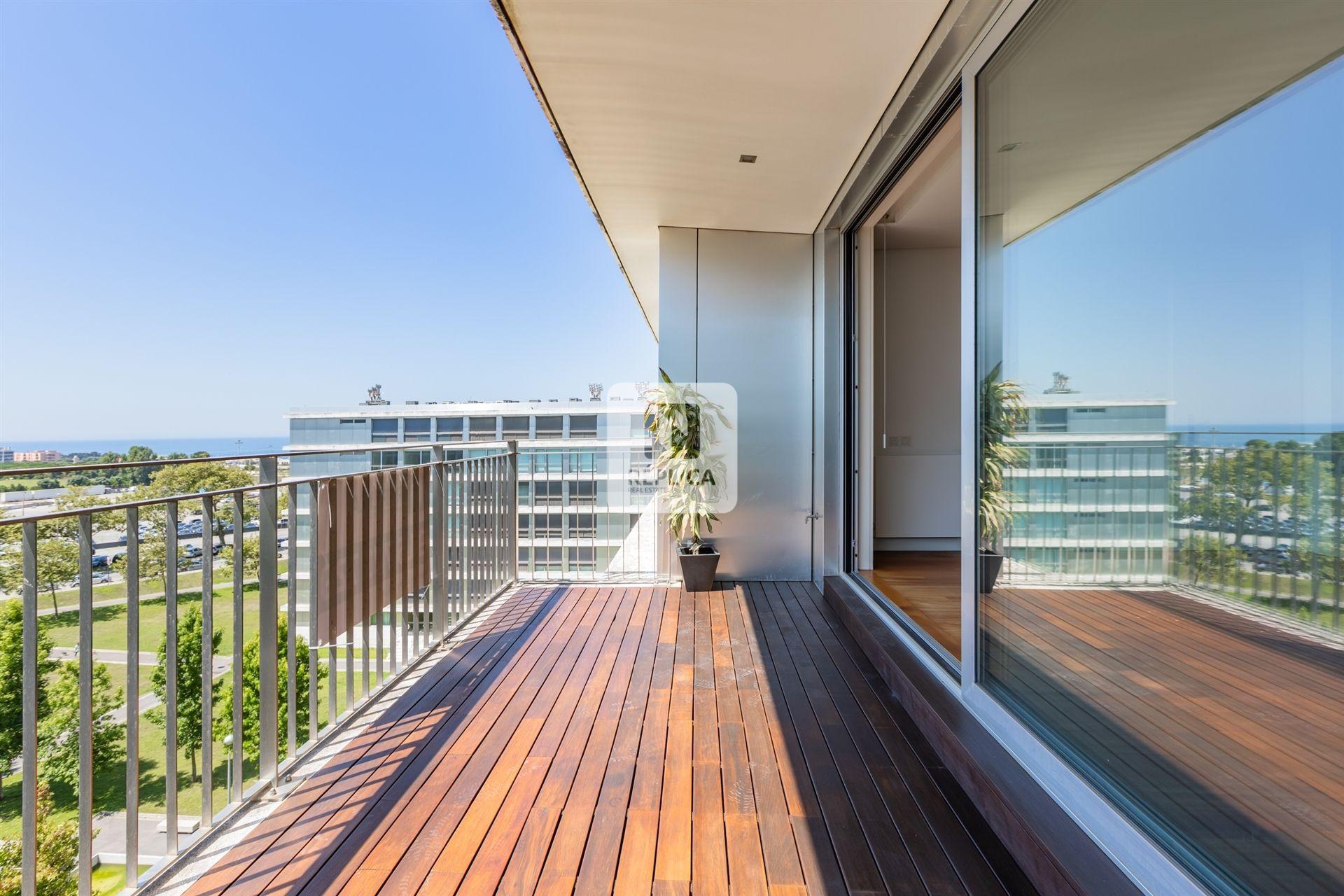 Apartamento T3+1 Vistas Mar em Matosinhos Sul em frente ao Parque da Cidade