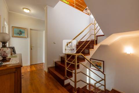 Moradia T4 em Leça da Palmeira