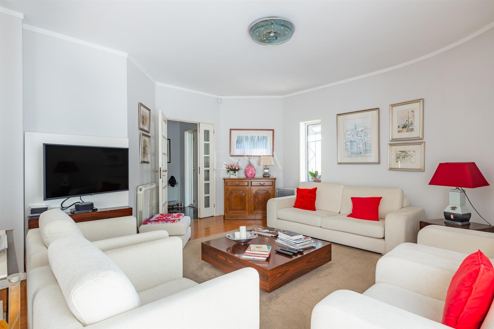 Moradia T4 em Leça da Palmeira