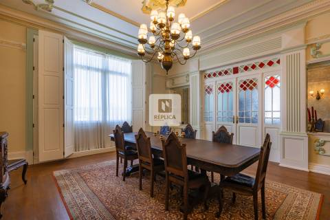 Moradia Palacete Arte Nova T6 Vistas Mar com Piscina em Vila Nova de Gaia