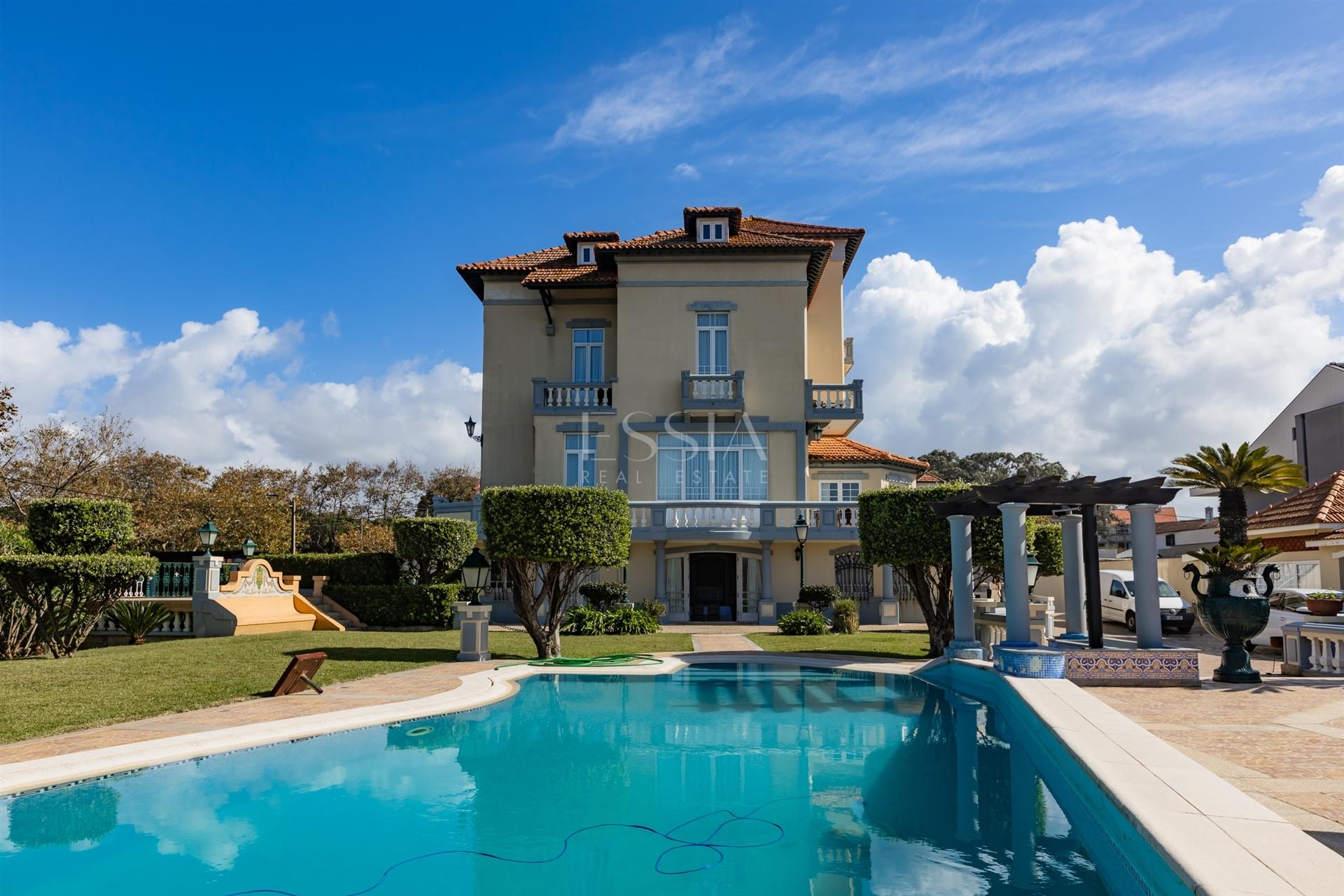 Moradia Palacete Arte Nova T6 Vistas Mar com Piscina em Vila Nova de Gaia
