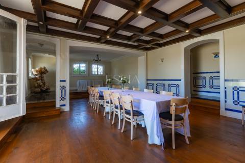 Moradia Palacete Arte Nova T6 Vistas Mar com Piscina em Vila Nova de Gaia