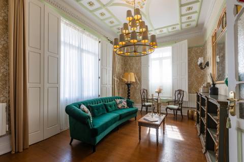 Moradia Palacete Arte Nova T6 Vistas Mar com Piscina em Vila Nova de Gaia