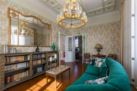 Moradia Palacete Arte Nova T6 Vistas Mar com Piscina em Vila Nova de Gaia