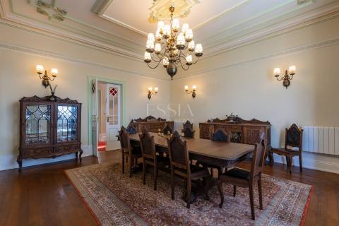 Moradia Palacete Arte Nova T6 Vistas Mar com Piscina em Vila Nova de Gaia