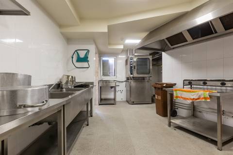 Moradia Palacete Arte Nova T6 Vistas Mar com Piscina em Vila Nova de Gaia