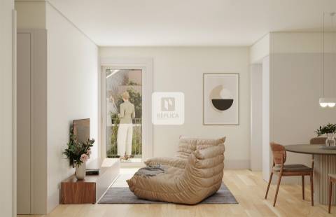 Apartamento T2 Duplex com Varanda na Baixa do Porto