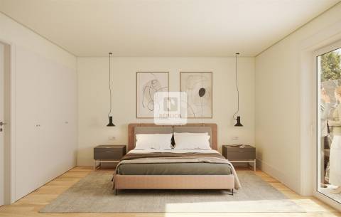 Apartamento T2 Duplex com Varanda na Baixa do Porto