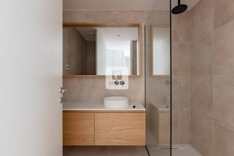 Apartamento T2 com Varanda 16m2 &#124; Empreendimento Vistas Mar em Canidelo