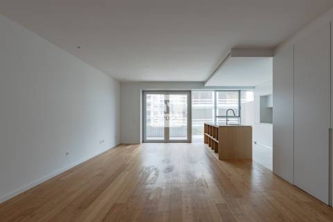 Apartamento T2 com Varanda 16m2 &#124; Empreendimento Vistas Mar em Canidelo