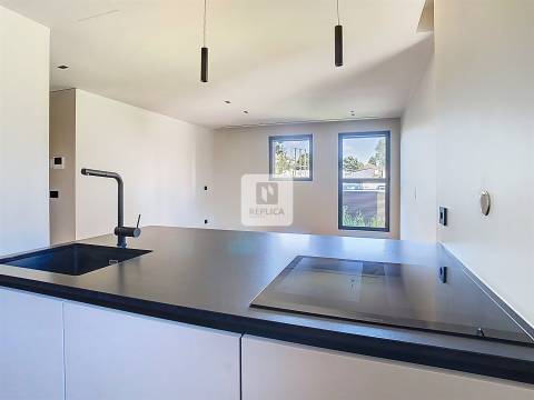 Apartamento T1 Novo na Prelada com Garagem