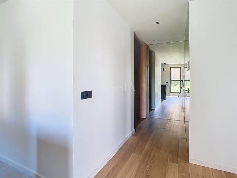 Apartamento T1 Novo na Prelada com Garagem