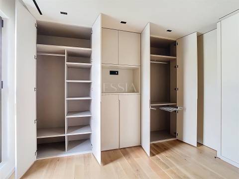 Apartamento T1 Novo na Prelada com Garagem