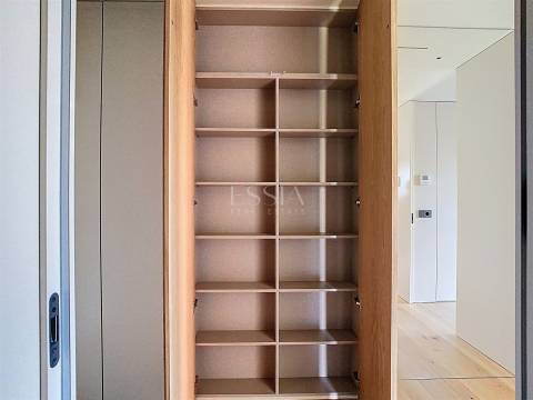 Apartamento T1 Novo na Prelada com Garagem