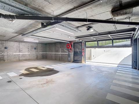 Apartamento T1 Novo na Prelada com Garagem