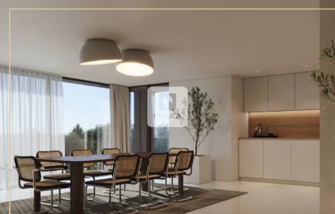 Apartamento T1 com Varanda e lugar de garagem nos Jardins D`Arrábida em Vila Nova de Gaia