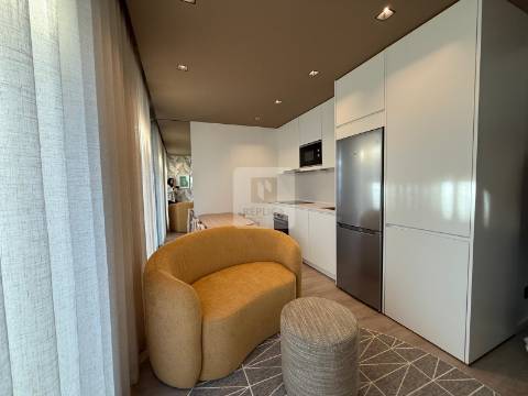 Apartamento T1 Mobilado e Equipado &#124; Hospital de São João/ Pólo Universitário