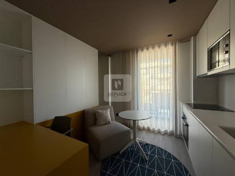 Apartamento T0 Mobilado e Equipado &#124; Hospital de São João/ Pólo Universitário