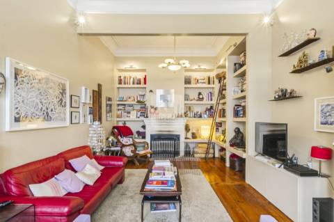 Moradia T5 de Charme com Jardim de 122 m2 no Bonfim