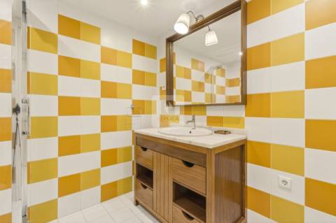 Moradia T5 de Charme com Jardim de 122 m2 no Bonfim