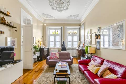 Moradia T5 de Charme com Jardim de 122 m2 no Bonfim