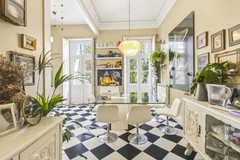 Moradia T5 de Charme com Jardim de 122 m2 no Bonfim