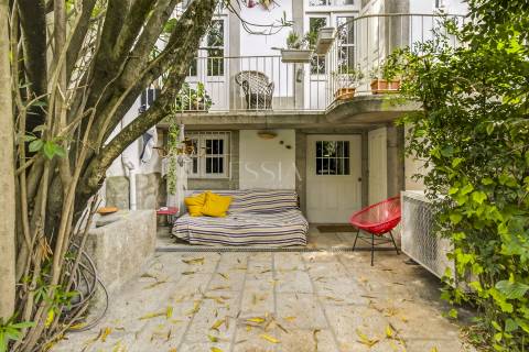 Moradia T5 de Charme com Jardim de 122 m2 no Bonfim