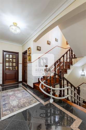 Moradia Isolada T4+1 em Miramar