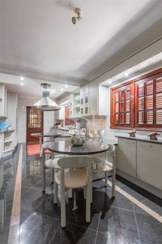 Moradia Isolada T4+1 em Miramar