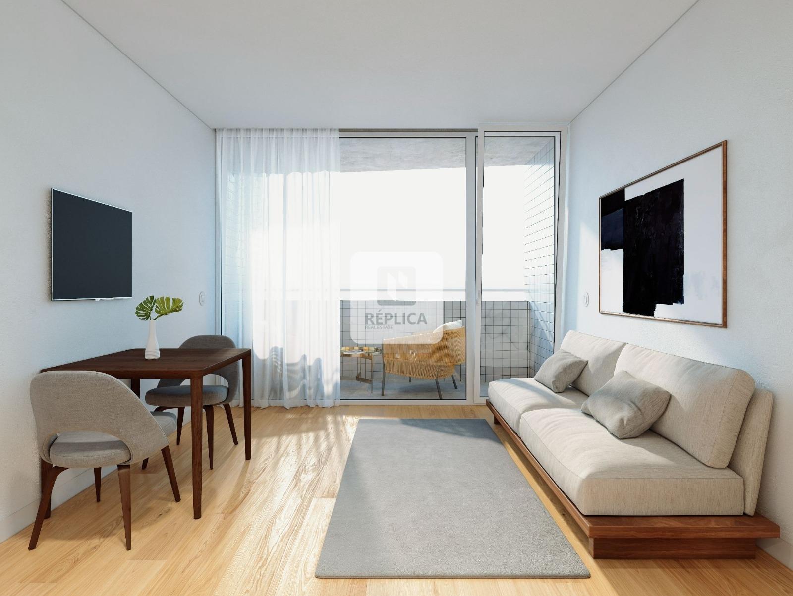 Apartamento T0 com Varanda no Centro da Cidade do Porto