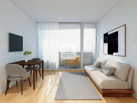 Apartamento TO com Terraço Privativo de 25m2 no Centro da Cidade do Porto