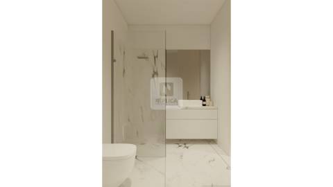 Apartamento TO com Terraço Privativo de 25m2 no Centro da Cidade do Porto