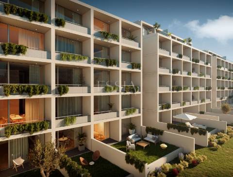 Apartamento T1 com Varanda e Jardim no Centro da Cidade do Porto