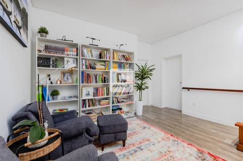 Moradia T4 Dúplex Remodelada em Águas Santas