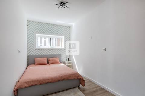 Moradia T4 Dúplex Remodelada em Águas Santas