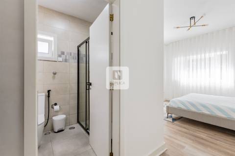 Moradia T4 Dúplex Remodelada em Águas Santas