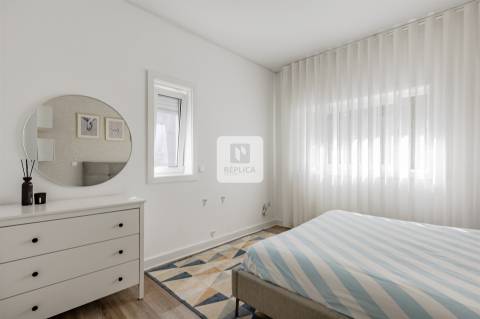 Moradia T4 Dúplex Remodelada em Águas Santas