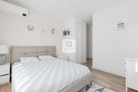 Moradia T4 Dúplex Remodelada em Águas Santas