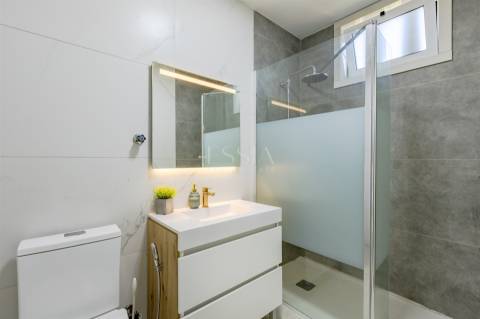 Moradia T4 Dúplex Remodelada em Águas Santas