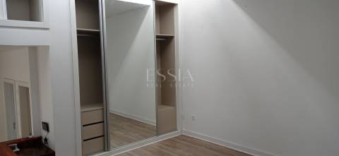 Moradia T4 Dúplex Remodelada em Águas Santas