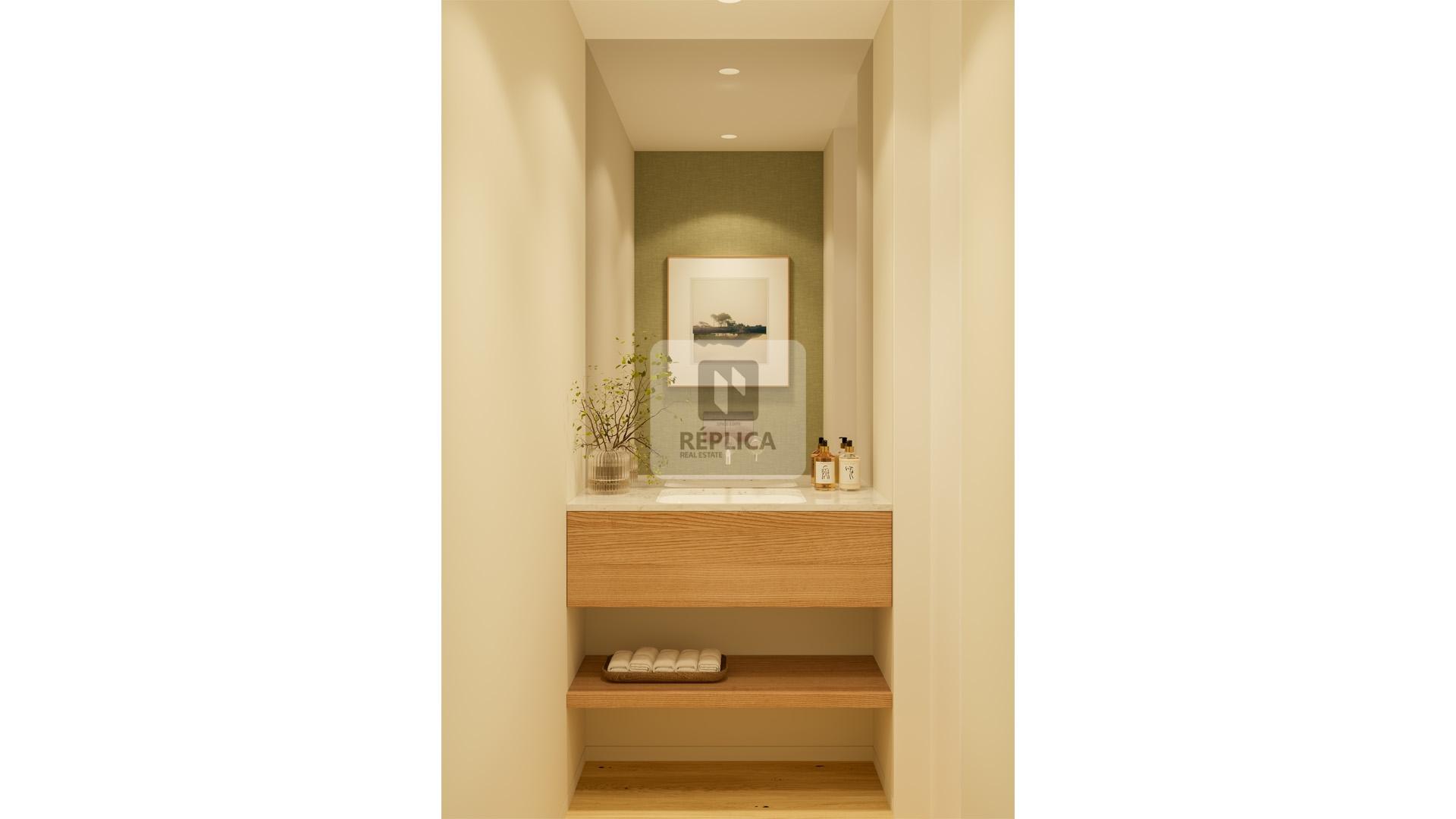 Apartamento T3 com Varanda no RAIZ na Avenida da Boavista